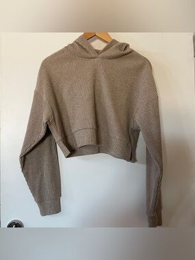 ALO Yoga Muse Ribbed Cropped Hoodie Shorts set